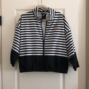 Women’s Nike Windbreaker